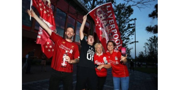 Jméno Jürgen Klopp zůstává v srdcích všech ve fotbalovém klubu Liverpool